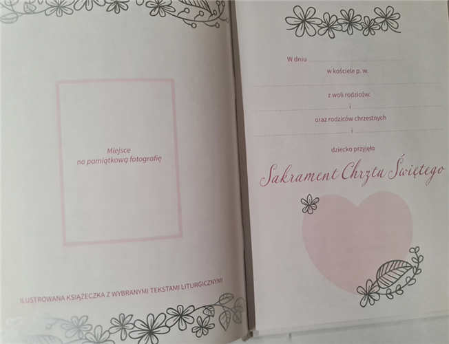 książeczka na Chrzest Święty, pamiątka na Chrzest 14,5 cm *20,5 cm  17368632124