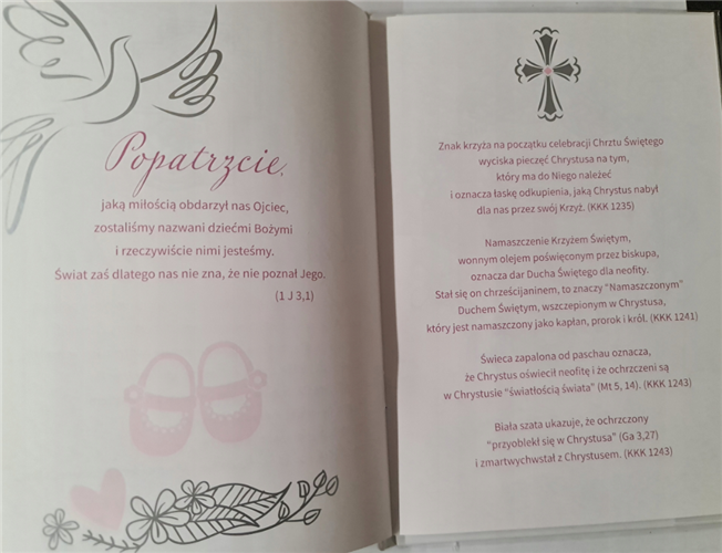 książeczka na Chrzest Święty, pamiątka na Chrzest 14,5 cm *20,5 cm  17368632124