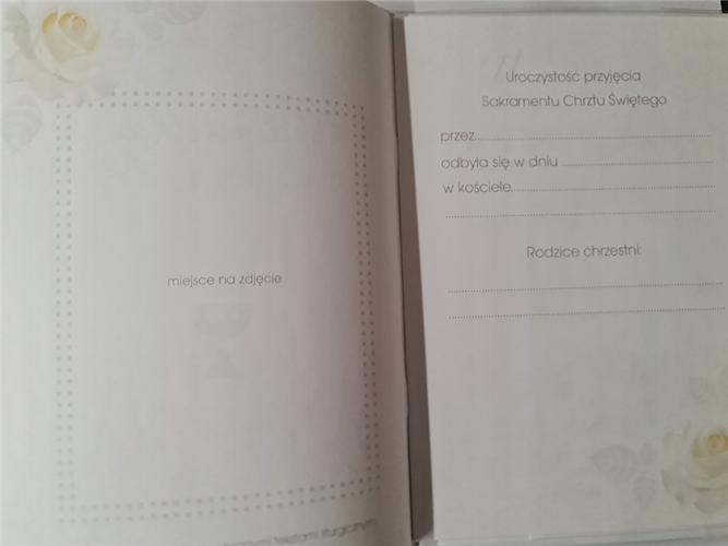 książeczka na Chrzest Święty, pamiątka na Chrzest 14,5 cm *20,5 cm 17368634285