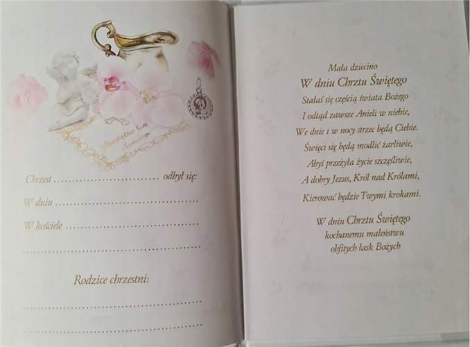książeczka na Chrzest Święty, pamiątka na Chrzest 14,5 cm *20,5 cm 17368629779