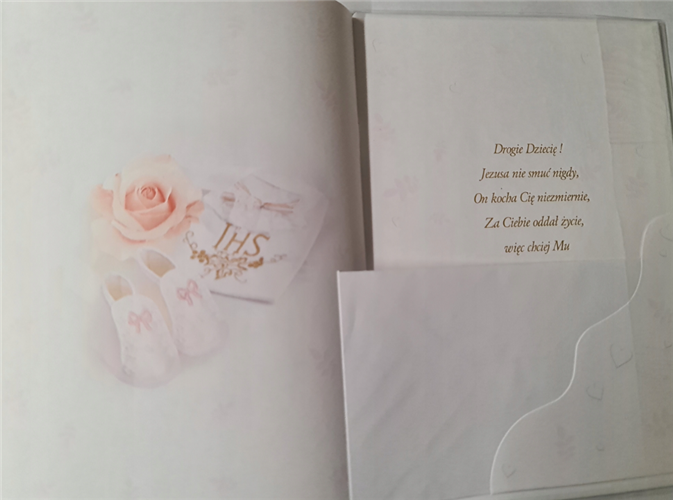 książeczka na Chrzest Święty, pamiątka na Chrzest 14,5 cm *20,5 cm 17368629779