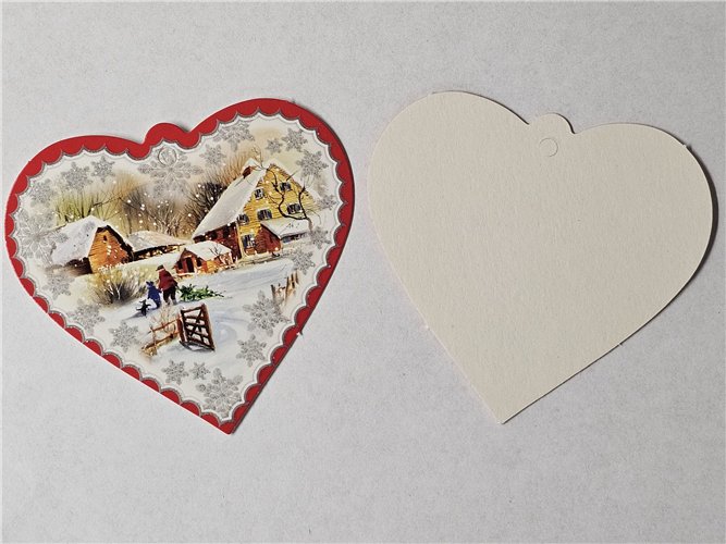 Zawieszki bileciki wzór Czerwone Serce 7,5 x 9 cm na paczki