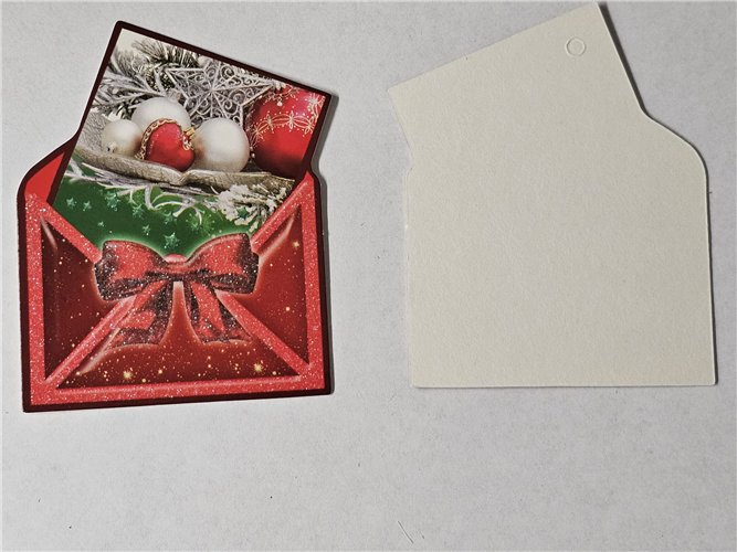 zawieszki przywieszki bileciki na paczki  7,5 x 9 cm 14831575250