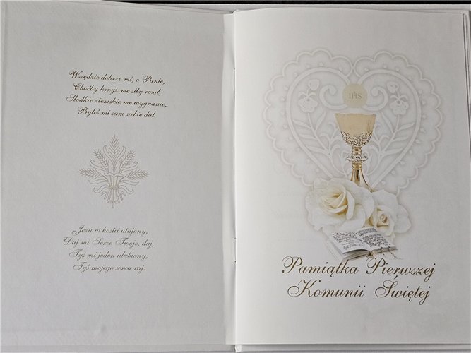 Książeczka na na komunie Św., pamiątka na Komunie 14 cm *20 cm 15379826447